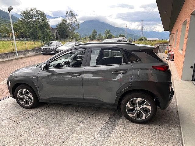Hyundai KONA HEV 1.6 DCT XTech CON COMANDI AL VOLANTE