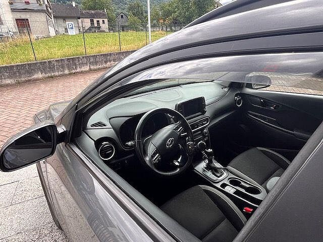 Hyundai KONA HEV 1.6 DCT XTech CON COMANDI AL VOLANTE