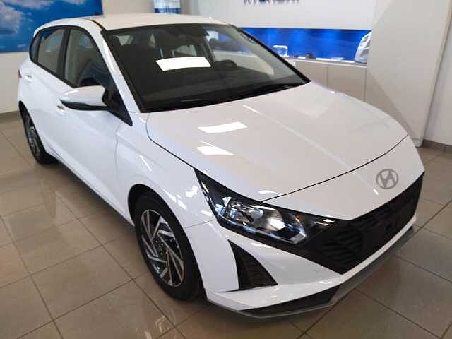 Hyundai i20 1.2 MPI MT Connectline