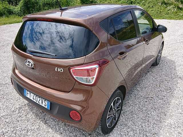 Hyundai i10 1.0 MPI Tech