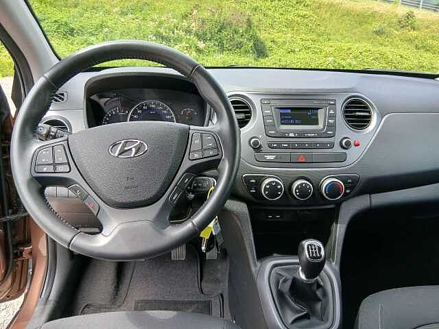 Hyundai i10 1.0 MPI Tech
