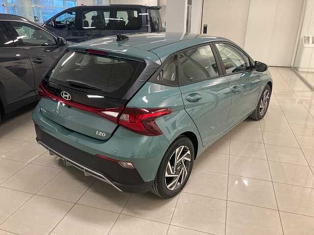 Hyundai i20 1.2 MPI MT GPL Connectline