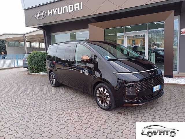 Hyundai STARIA STARIA LUXURY MY23 AT AWD