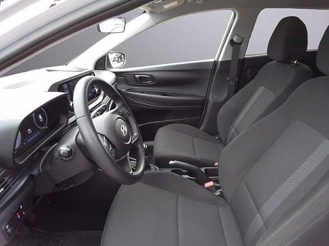 Hyundai i20 1.2 MPI MT ConnectLine