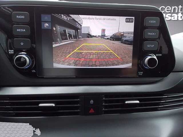 Hyundai i20 1.2 MPI MT ConnectLine