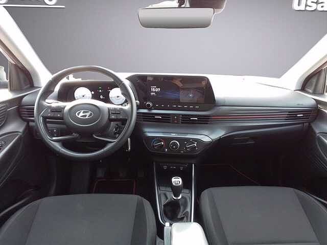 Hyundai i20 1.2 MPI MT Connectline