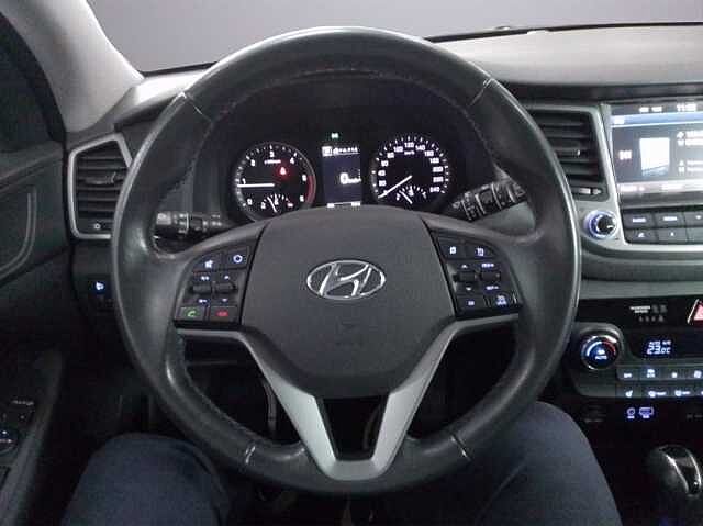Hyundai TUCSON 1.7 CRDi DCT XPossible