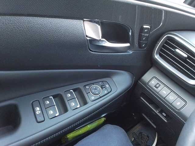 Hyundai SANTA FE SANTA FE FL 7P 1.6HEV 4WD XCLASS