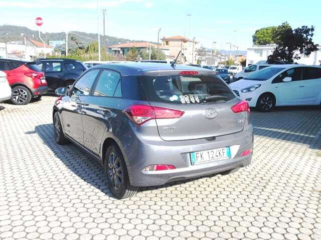 Hyundai i20 1.2 84 CV 5 porte Blackline MOLTO BELLA TUTTA TAGLIANDATA HYUNDAI