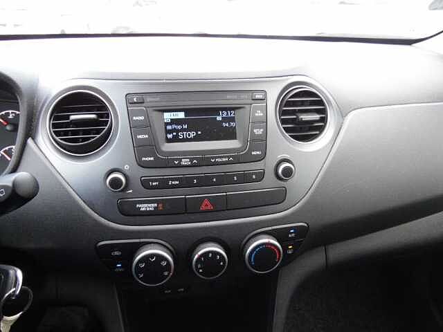 Hyundai i10 1.0 MPI Tech solo 46.000 km unico proprietario