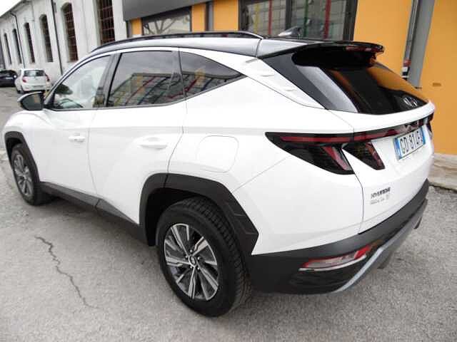 Hyundai TUCSON 1.6 HEV aut.Xline + TETTO NERO TAGLIANDATA HYUNDAI