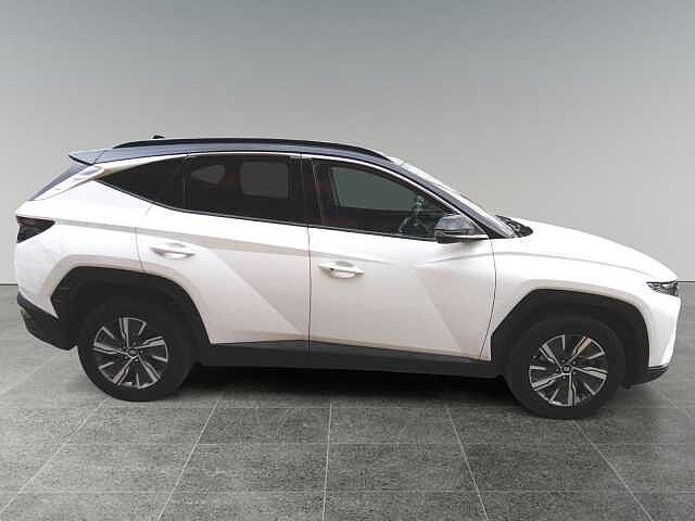 Hyundai TUCSON 1.6 HEV aut.Xline + TETTO NERO TAGLIANDATA HYUNDAI