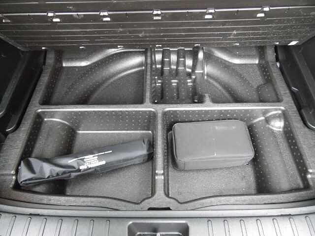 Hyundai TUCSON 1.6 HEV aut.Xline + TETTO NERO TAGLIANDATA HYUNDAI