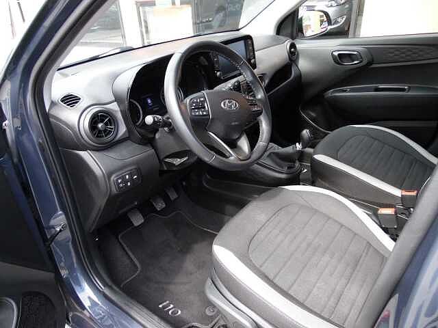 Hyundai i10 1.0 MPI Tech + CONNECT PACK SOLO 20.900 KM
