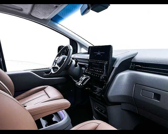 Hyundai STARIA Staria 2.2 AT 2WD 7 posti Luxury