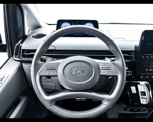Hyundai STARIA Staria 2.2 AT 2WD 7 posti Luxury