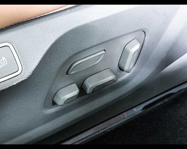 Hyundai STARIA Staria 2.2 AT 2WD 7 posti Luxury