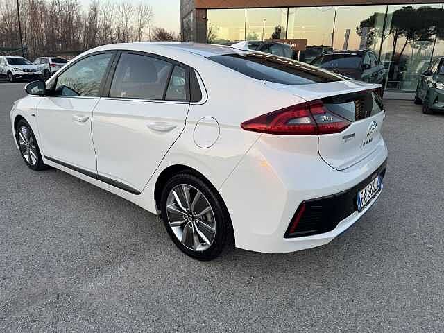 Hyundai IONIQ 1.6 Hybrid DCT Style