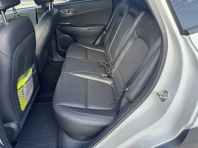 Hyundai KONA EV 64 kWh Exellence +