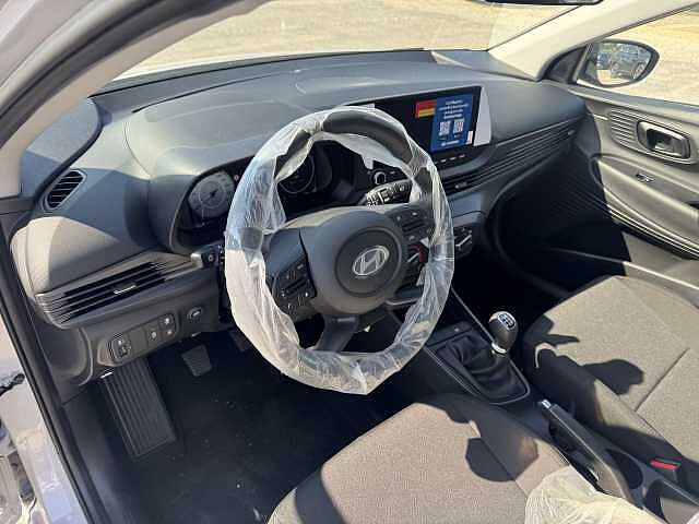 Hyundai i20 1.2 MPI MT Connectline