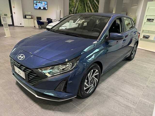 Hyundai i20 1.2 MPI MT Connectline