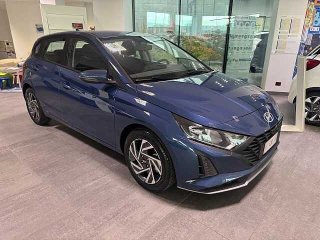 Hyundai i20 1.2 MPI MT Connectline