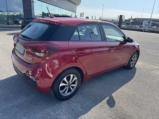 Hyundai i20 1.2 MPI 75cv Connect Line