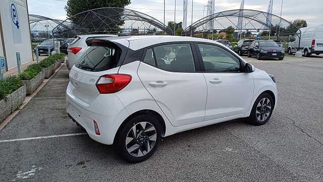 Hyundai i10 1.0 MPI Connectline VERNICE MET Mod. 2024