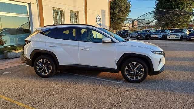 Hyundai TUCSON 1.6 CRDI Xline