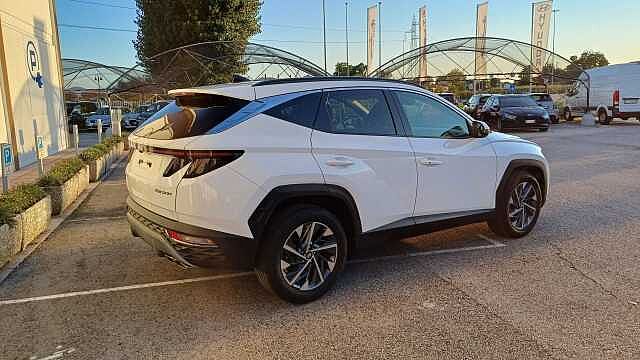 Hyundai TUCSON 1.6 CRDI Xline