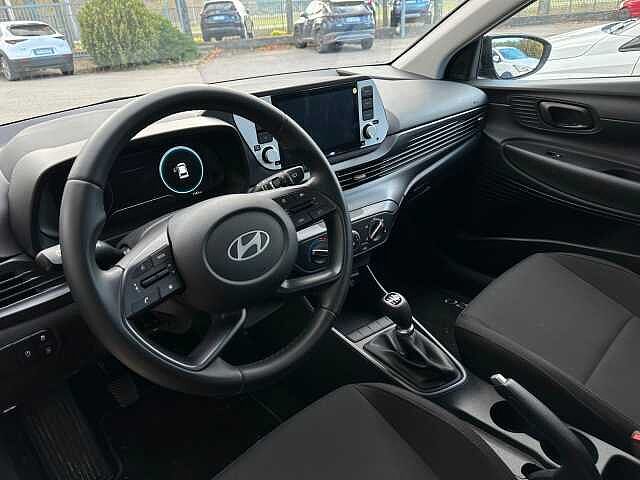 Hyundai i20 1.2 MPI MT Connectline