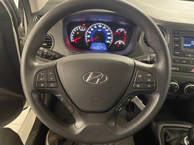 Hyundai i10 1.0 MPI Login NEOPATENTATI