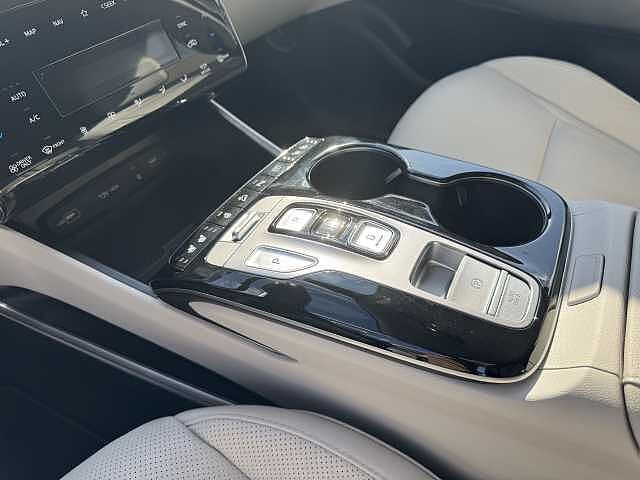 Hyundai TUCSON 1.6 HEV aut.Exellence + LP + DP