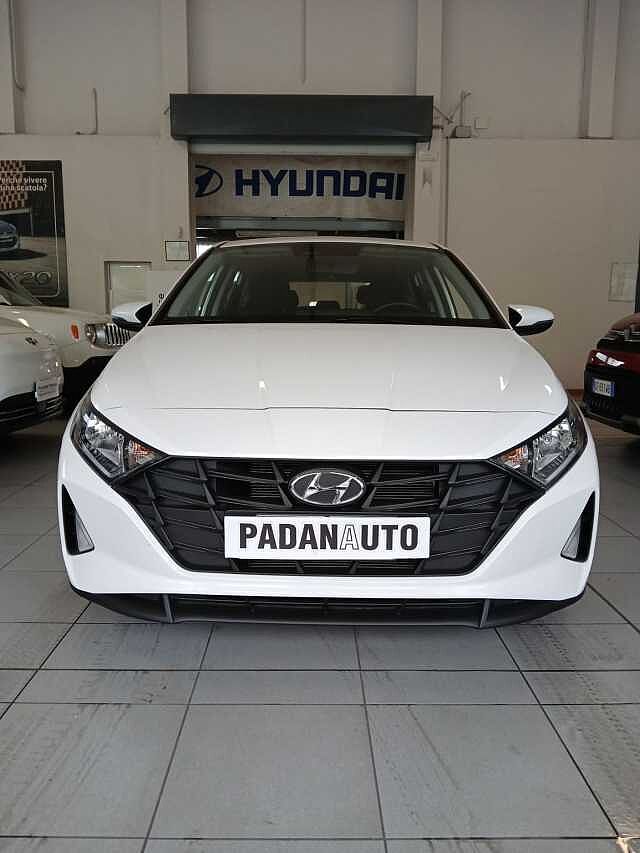 Hyundai i20 1.2 MPI MT ConnectLine