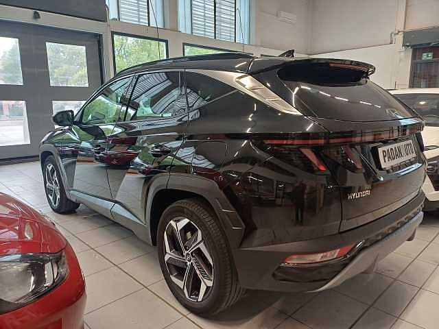 Hyundai TUCSON 1.6 HEV aut.Exellence + Pacchetto pelle + Tetto panoramico