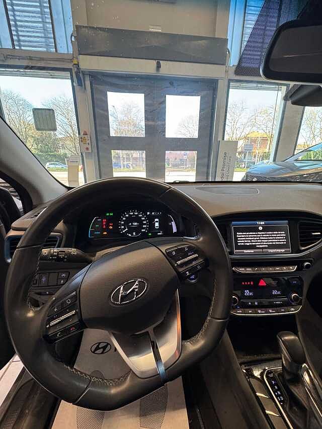 Hyundai IONIQ 1.6 Hybrid DCT Style