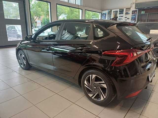 Hyundai i20 1.2 MPI MT GPL ConnectLine