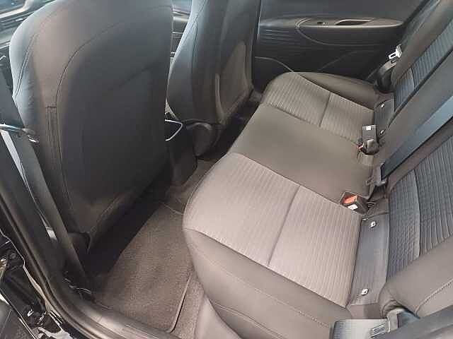 Hyundai i20 1.2 MPI MT GPL ConnectLine