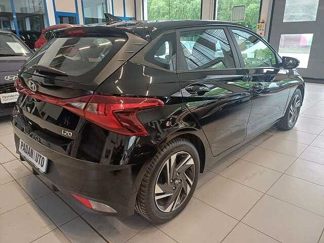 Hyundai i20 1.2 MPI MT GPL ConnectLine