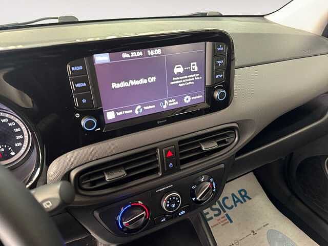 Hyundai i10 i10 1.0 mpi Tech Connect Pack