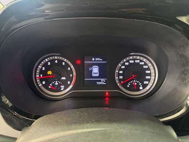 Hyundai i10 i10 1.0 mpi Tech Connect Pack