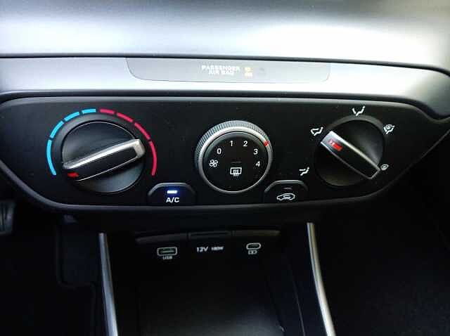 Hyundai i20 i20 1.0 t-gdi 48V Connectline dct