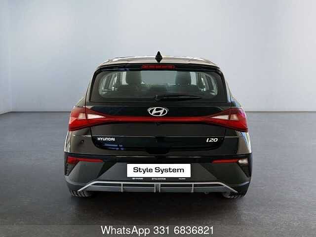 Hyundai i20 1.2 MPI MT Connectline