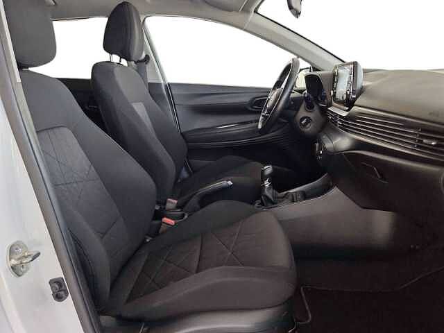 Hyundai BAYON 1.2 mpi Exclusive