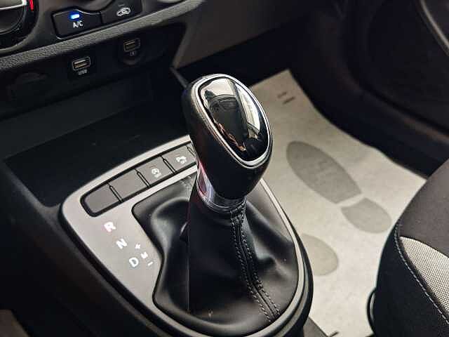 Hyundai i10 1.0 mpi Tech Connect Pack at