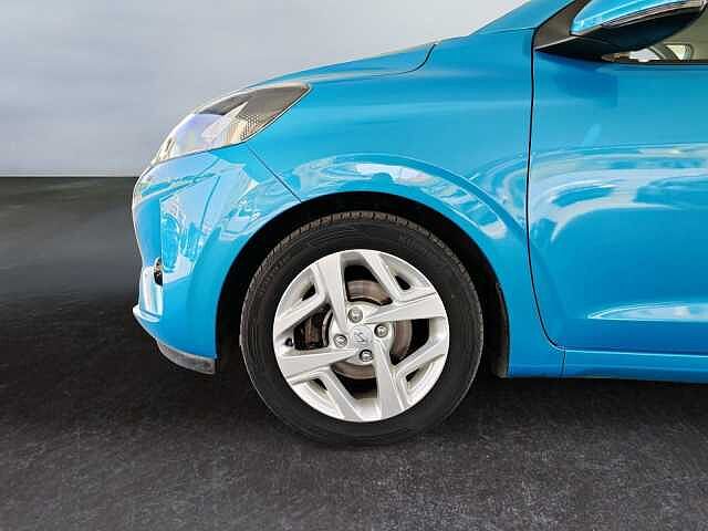 Hyundai i10 1.0 mpi Tech Connect Pack at