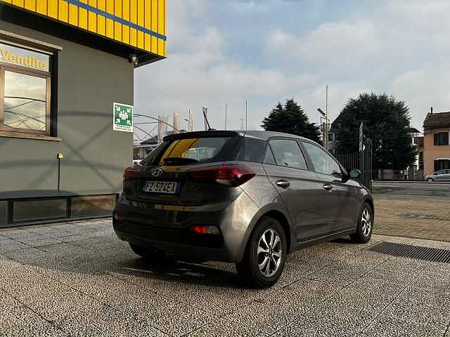 Hyundai i20 i20 5p 1.2 mpi Connectline 75cv