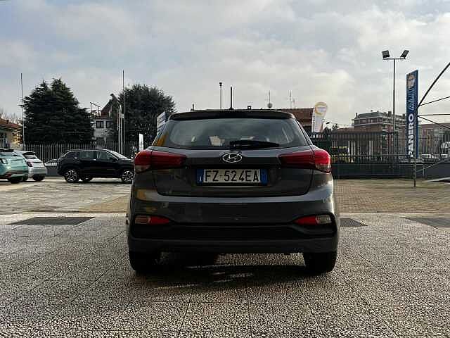 Hyundai i20 i20 5p 1.2 mpi Connectline 75cv
